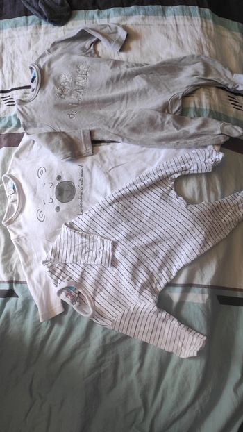 Lot 3 grenouillères pyjamas
