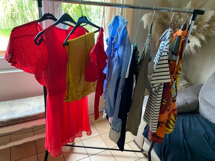 Lot 10 vêtements - photo numéro 2