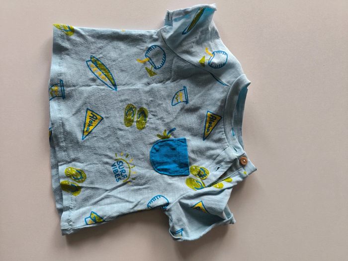 Lot 2 tshirt 3mois - photo numéro 6
