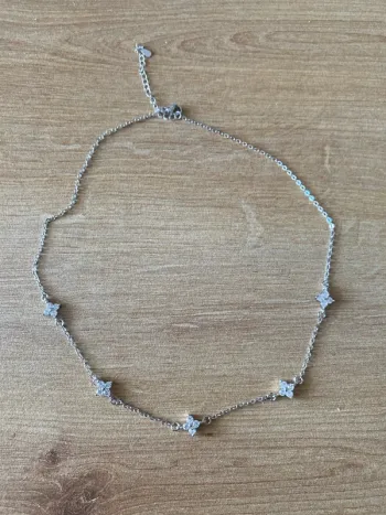 Collier argenté