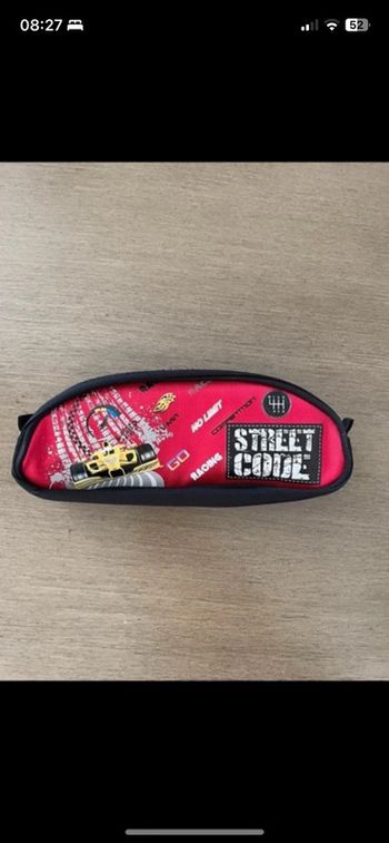 Trousse scolaire
