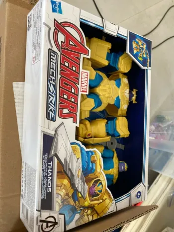 Figurine armure thanos disney marvel