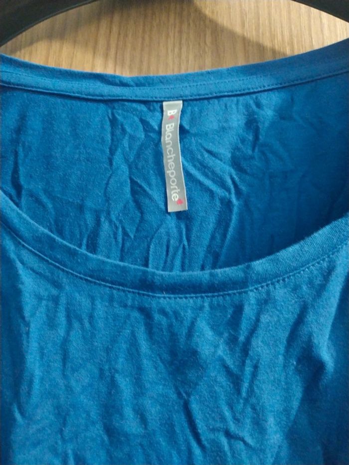 Tee shirt bleu - photo numéro 2