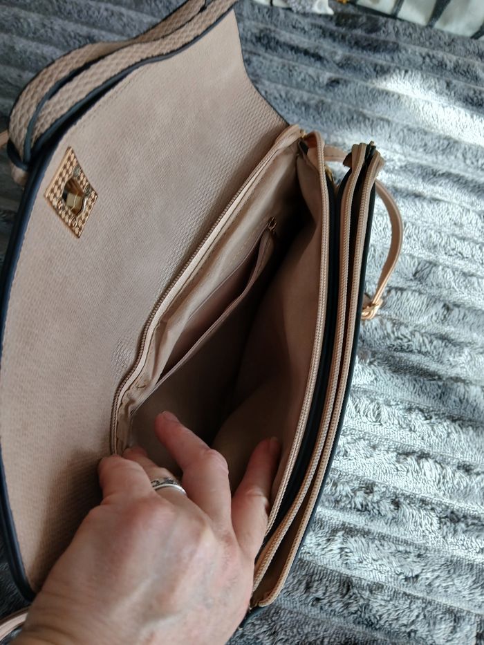 Sac à main ou pochette. - photo numéro 7