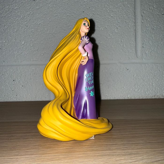 Figurine Raiponce Princesse Expression - Disney Showcase - photo numéro 2