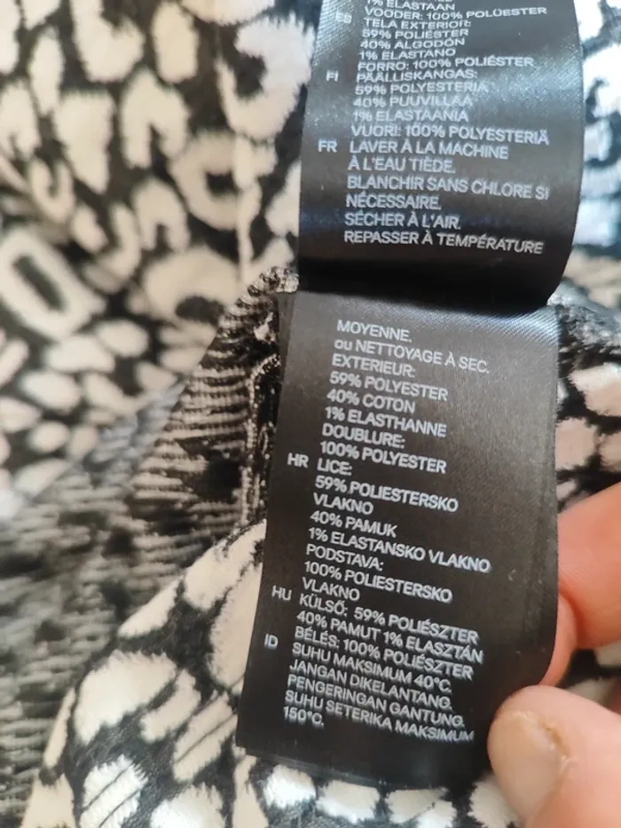 Robe H&M noire T.38 - photo numéro 6