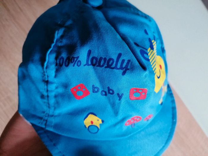 Casquette bébé taille 46 - photo numéro 2