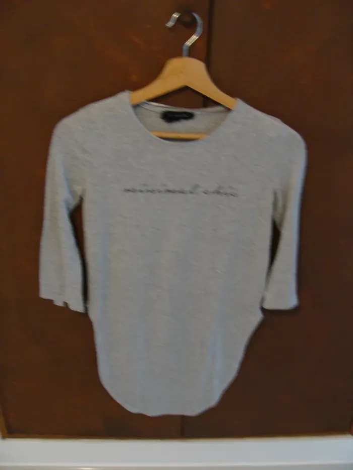 Tee shirt