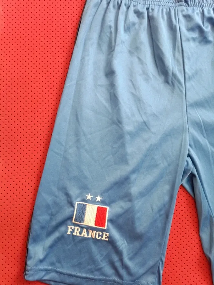 Short de foot France, taille enfant 10/12 ans - photo numéro 2