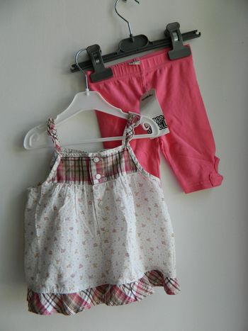 Ensemble bébé legging et débardeur "TAO,Sergent major" T 12 mois