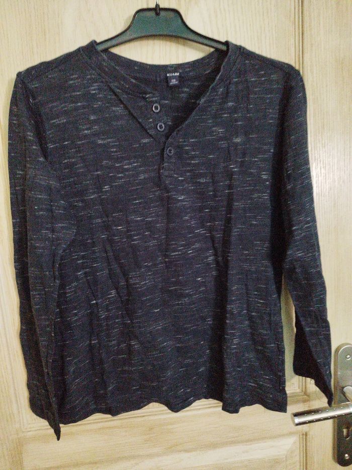 T shirt longues manches noir, traits blancs (144-155 cm)