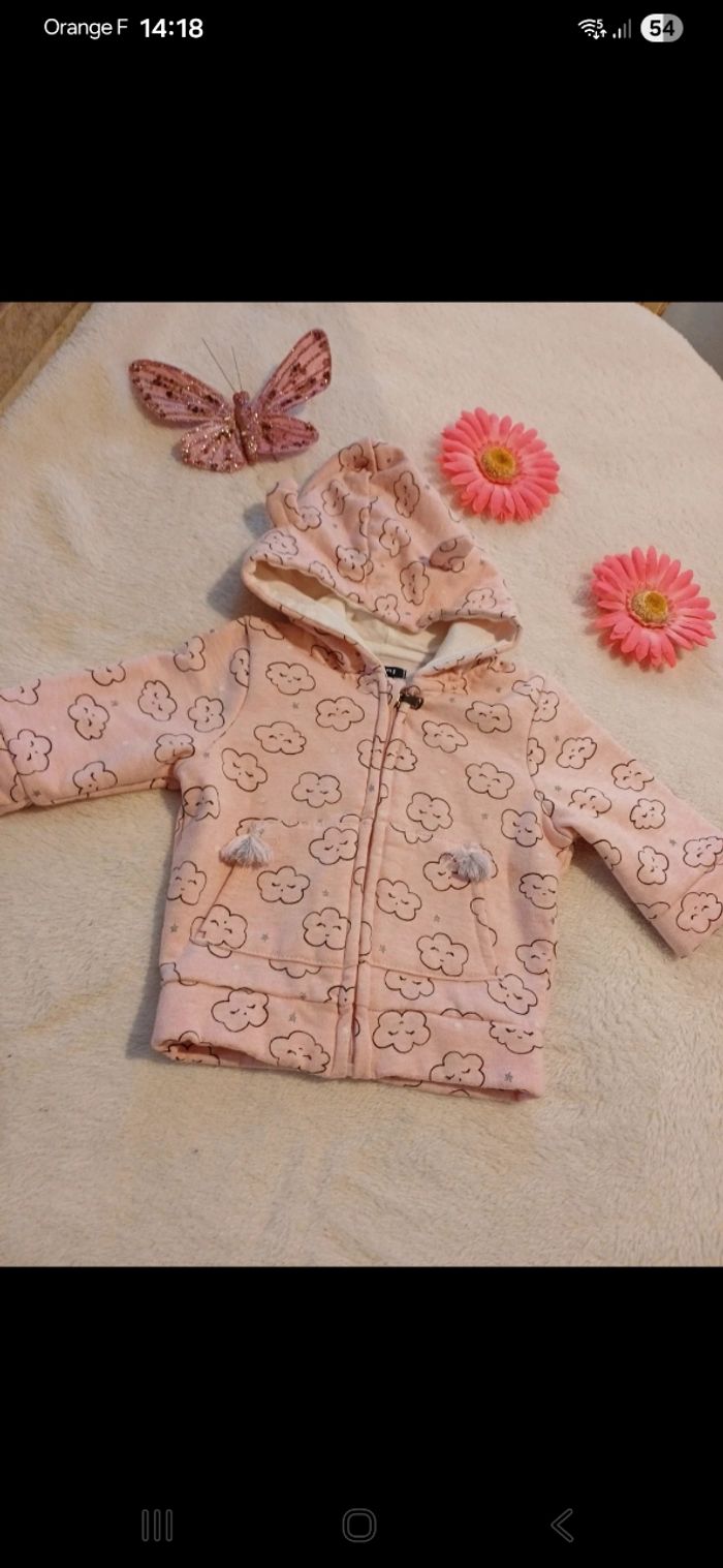 Sweat bébé taille 3 mois