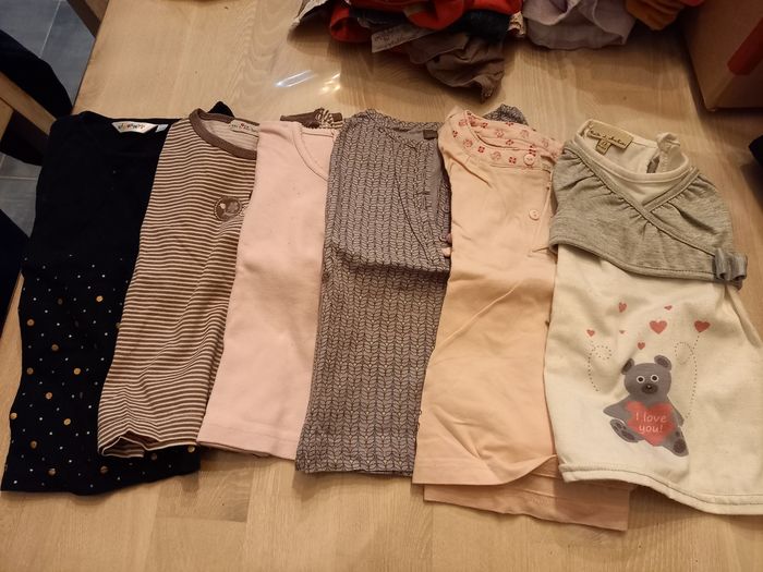Lot t-shirt manches longues 24 mois