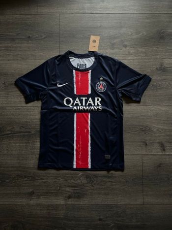 Maillot de football taille S neuf avec étiquette rouge bleu blanc