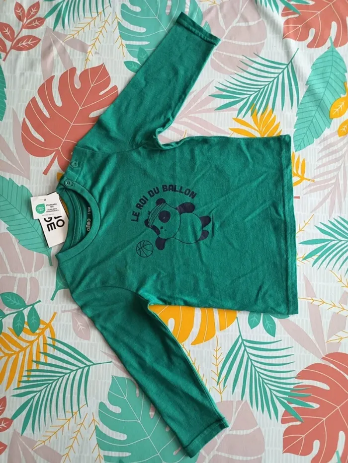 Tee-shirt manches longues 18 mois neuf