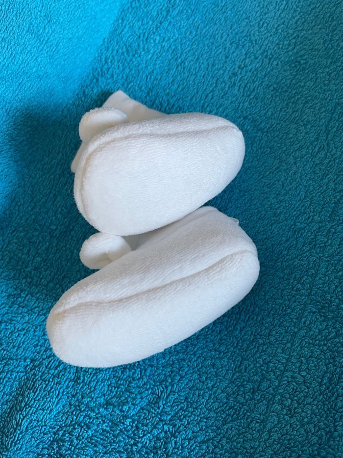 Chaussons naissance neufs - photo numéro 2