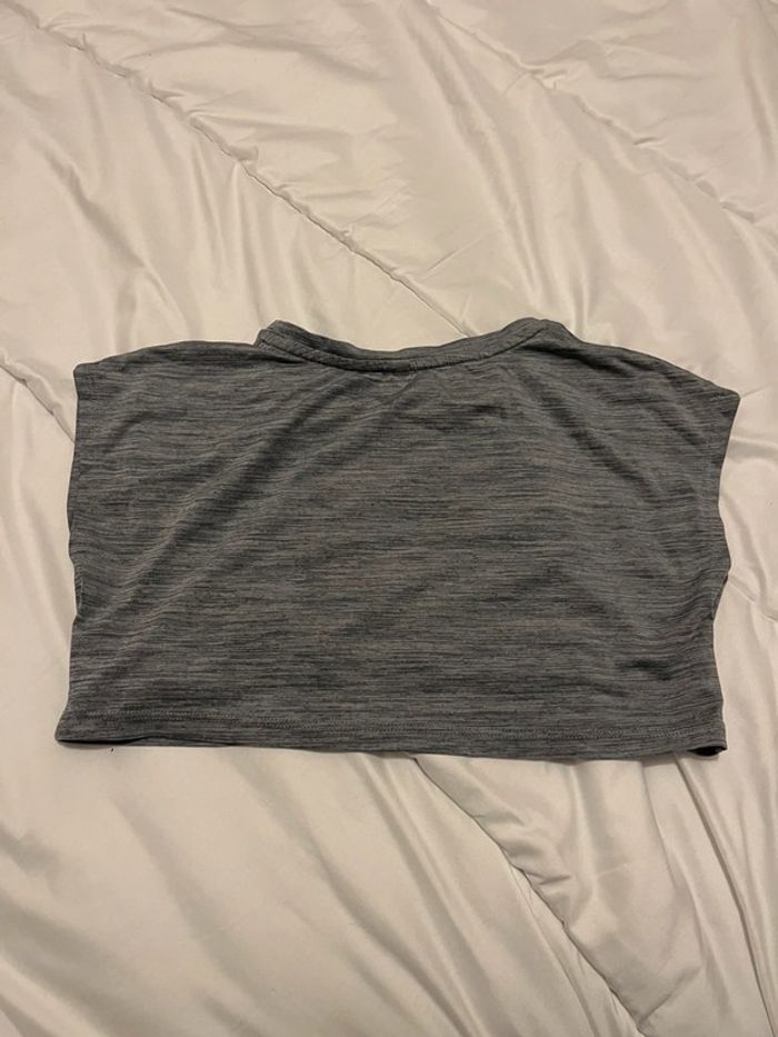 T shirt - photo numéro 2