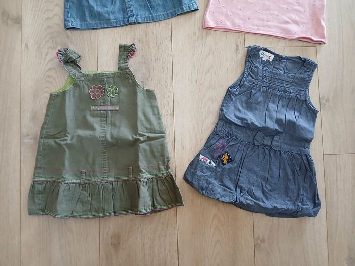 Lot de 4 robes 12 mois - photo numéro 2
