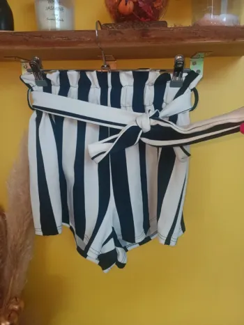 Short Shein taille S neuf sans étiquette