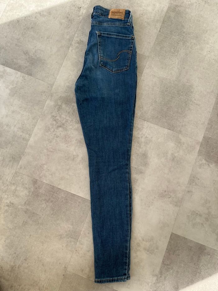 Jean levi’s - taille W27 L30 - photo numéro 2