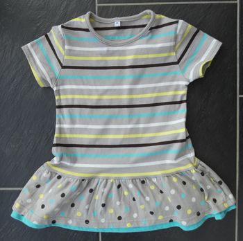 Jolie tunique fille 6 ans neuve