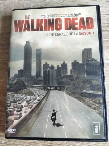 DVD saison 1 the walking dead