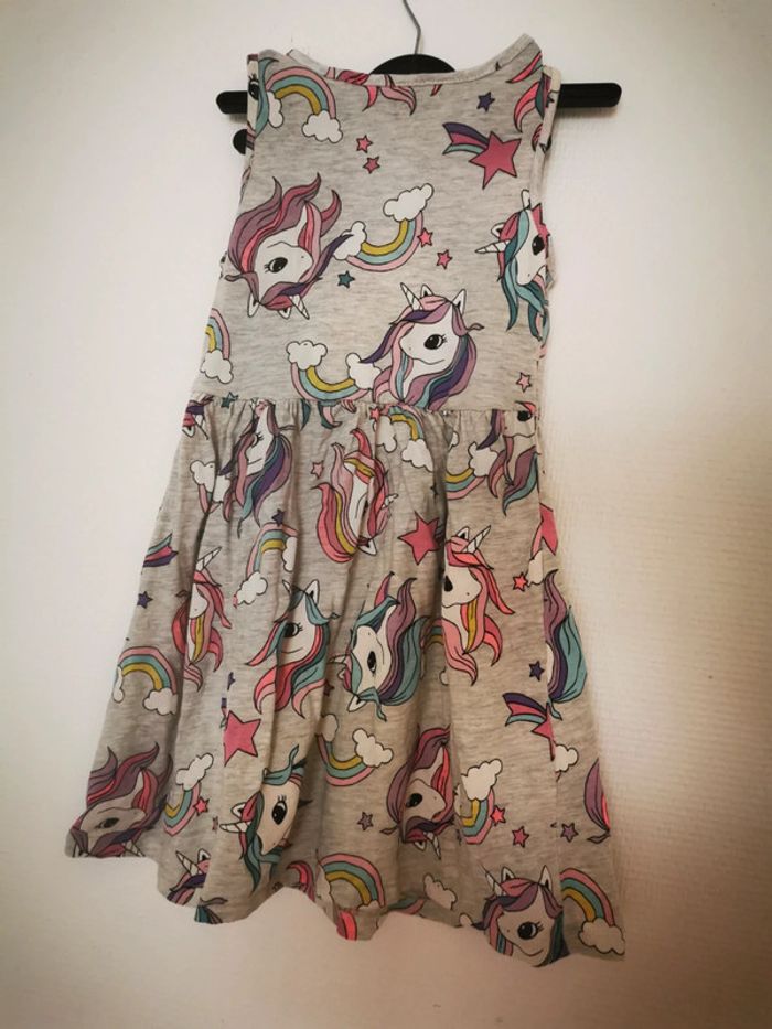 Robe - 4 - 6ans - H&M (116cm) - photo numéro 2
