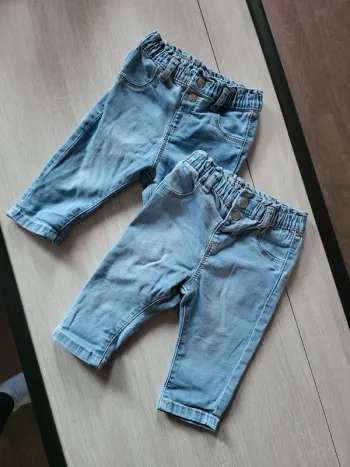 2 jeans 0/3mois