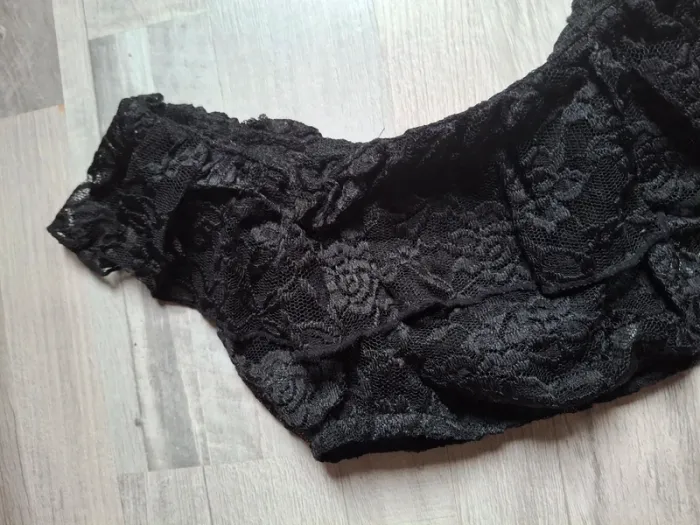 Crop top dentelle bandeau - photo numéro 2