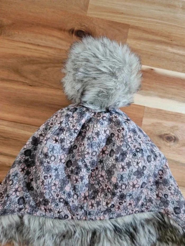 Bonnet Élodie détails 1/2 ans - photo numéro 3