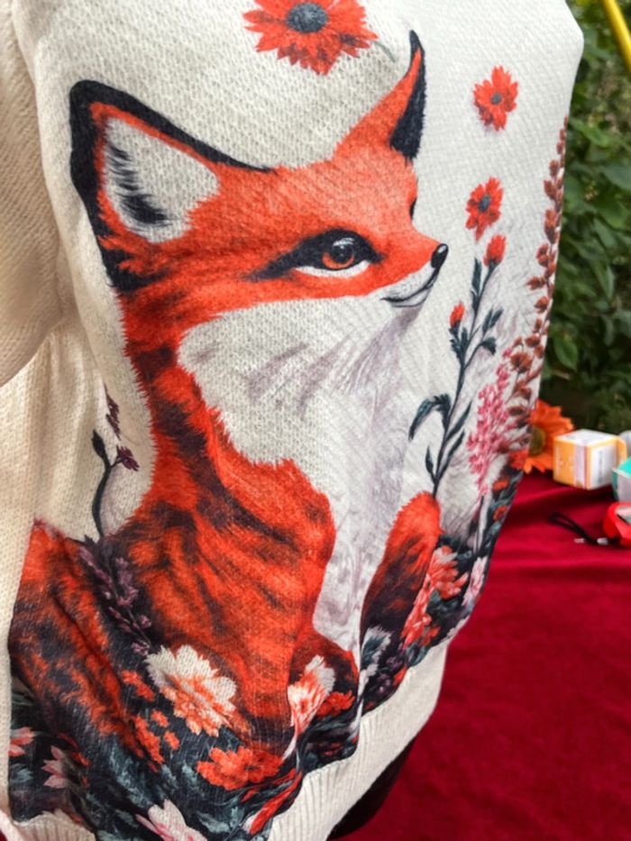 Pull à capuche renard Taille L – Motif forêt & fleurs - photo numéro 4