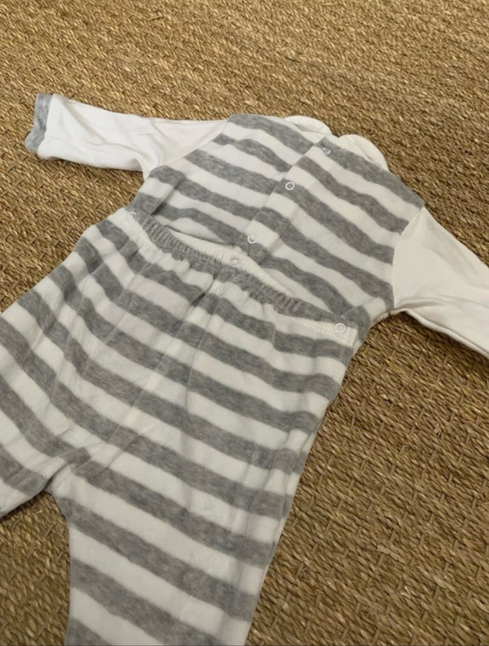 Lot de pyjama/grenoullières d’hiver bébé 3 mois - photo numéro 8