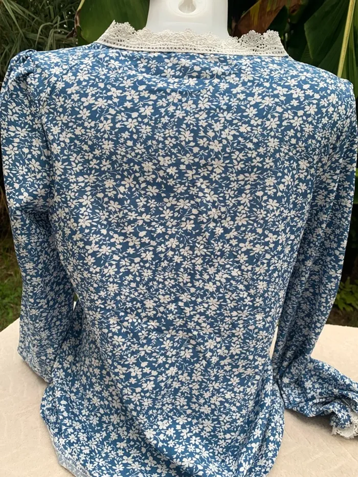 Blouse SHEIN manches longues fleuries taille M - photo numéro 9