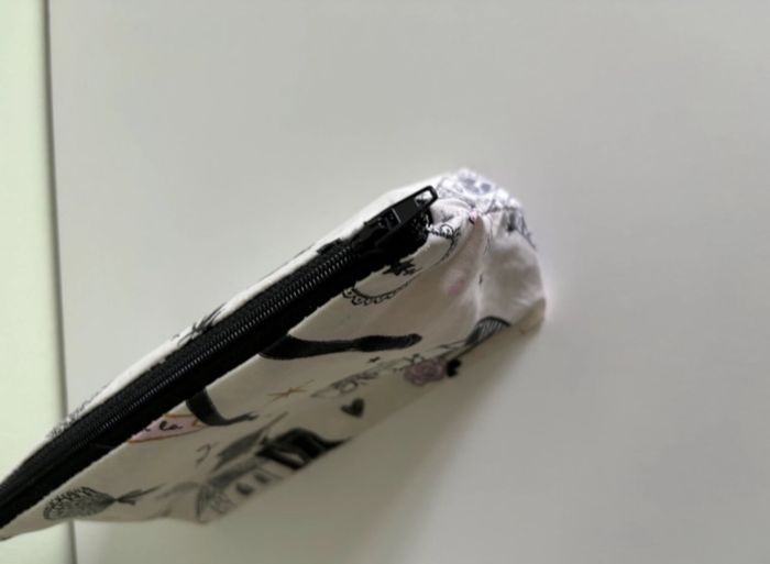 Trousse / pochette imperméable thème Paris - photo numéro 3