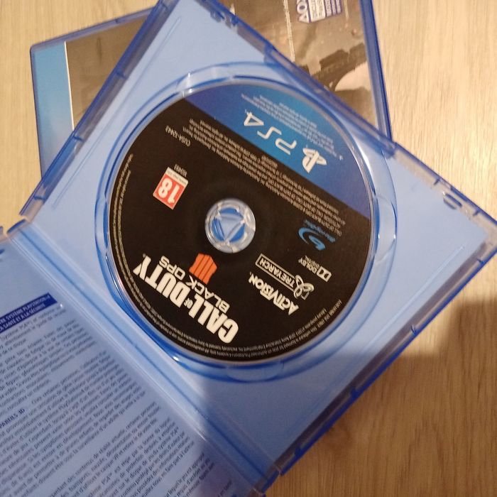 Lot de 2 jeux de play en bonne état - photo numéro 3