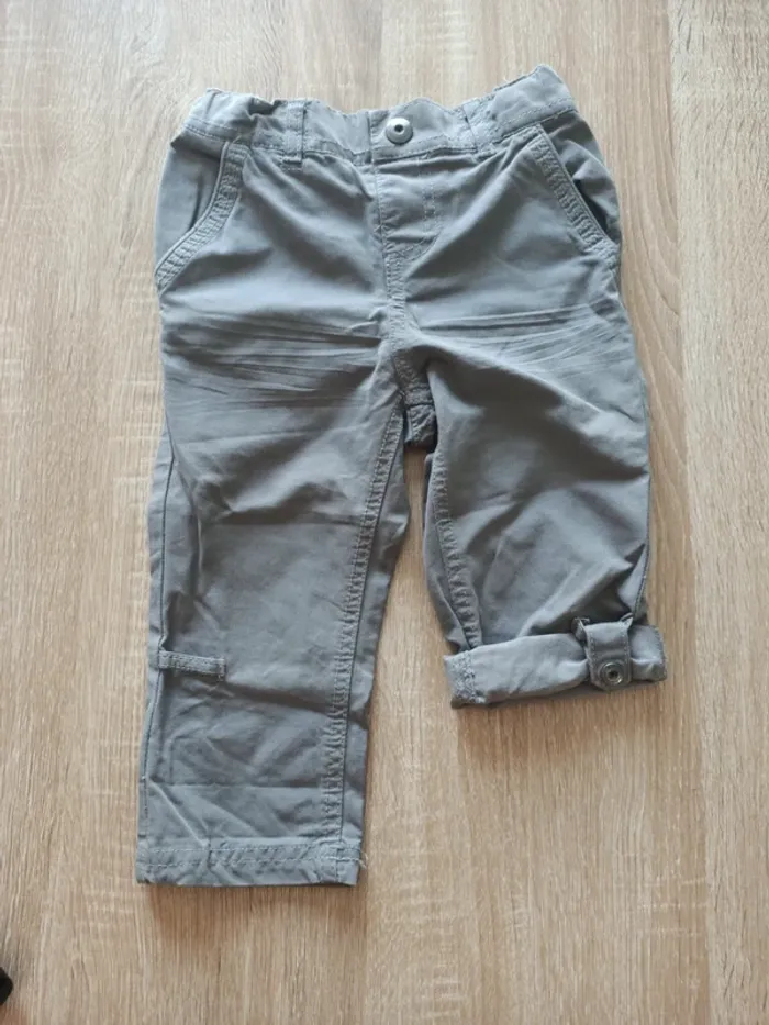 Pantalon / pantacourt 4 ans