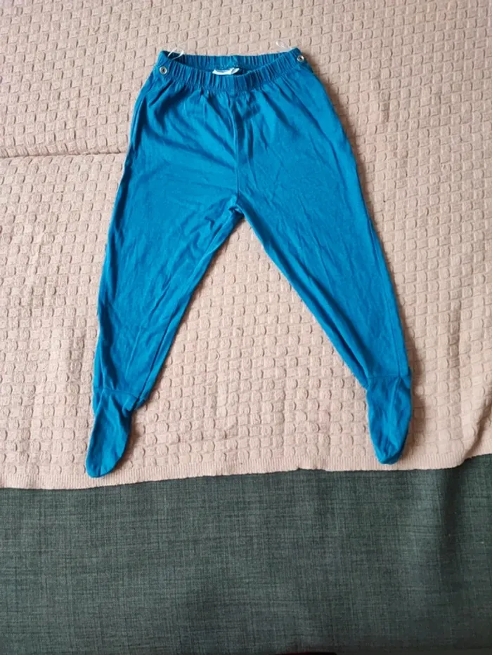 Lot pyjama 2 pièces 18 mois - photo numéro 8