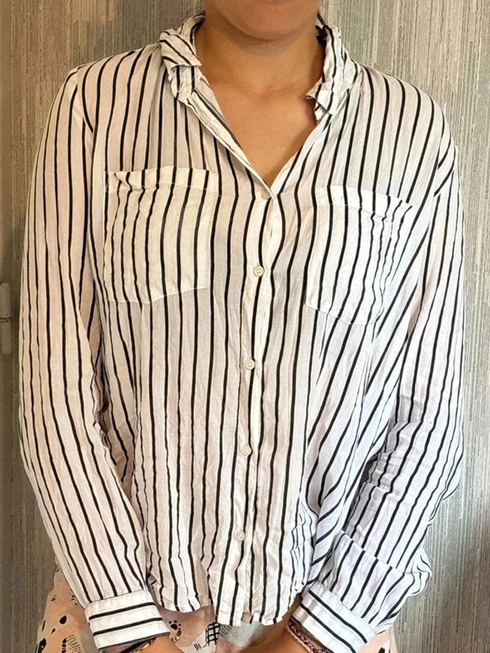 Chemise Jennyfer taille 40• - photo numéro 2