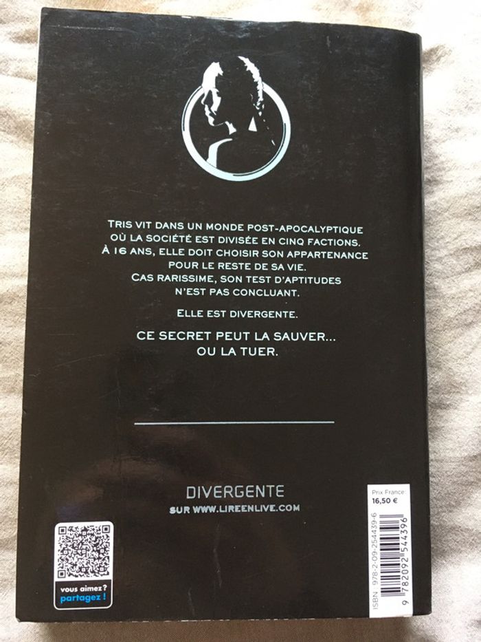 « Divergente 1 » 1er tome de la saga de Veronica Roth - photo numéro 2