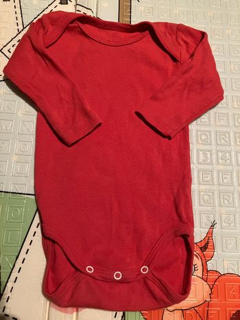 Vend body manches longues Influx taille 6 mois