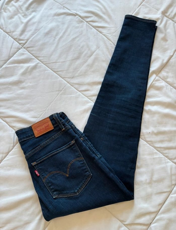Jean Lévis 721 high rise super skinny bleu marine mi taille haute taille 36/38 W27 S/M L30 - photo numéro 2