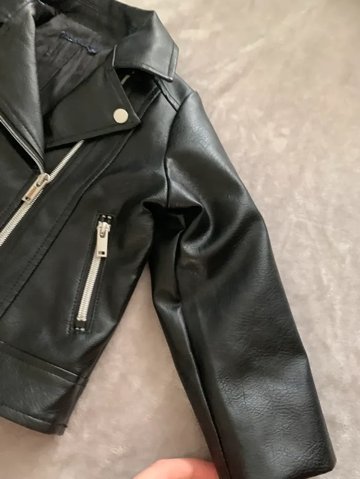Blouson moto enfant noir simili cuir zips argentés - photo numéro 4