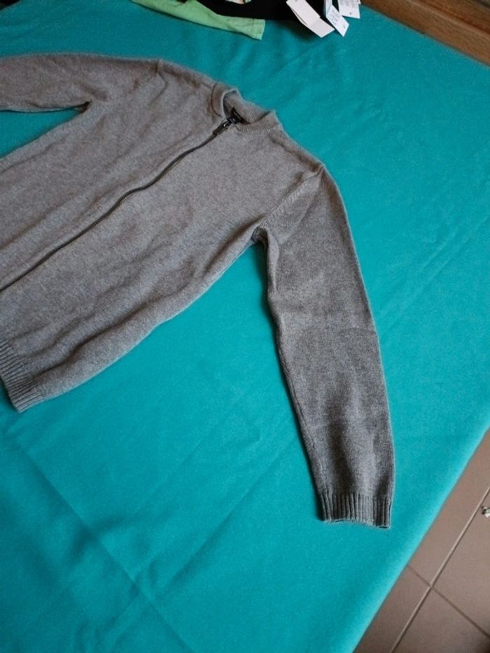 Gilet zippé gris Kiabi 10 ans - photo numéro 3