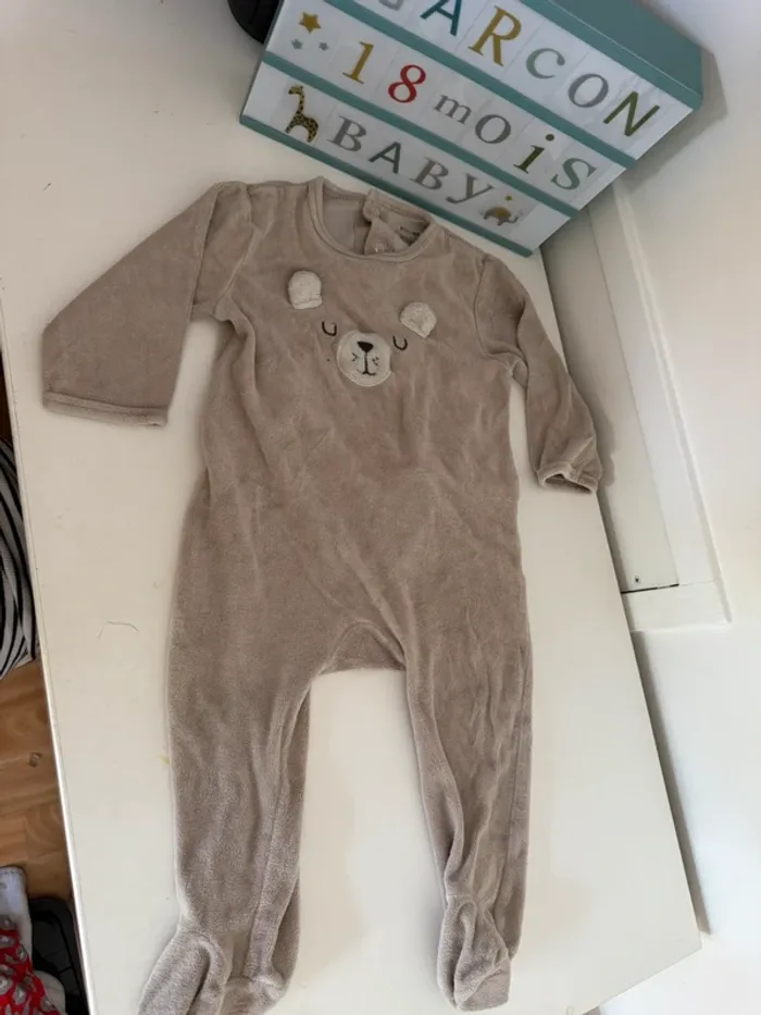 Pyjama velours 18 mois