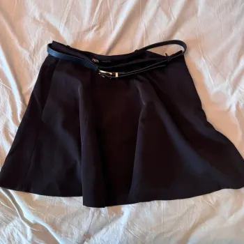 Jupe Zara avec ceinture