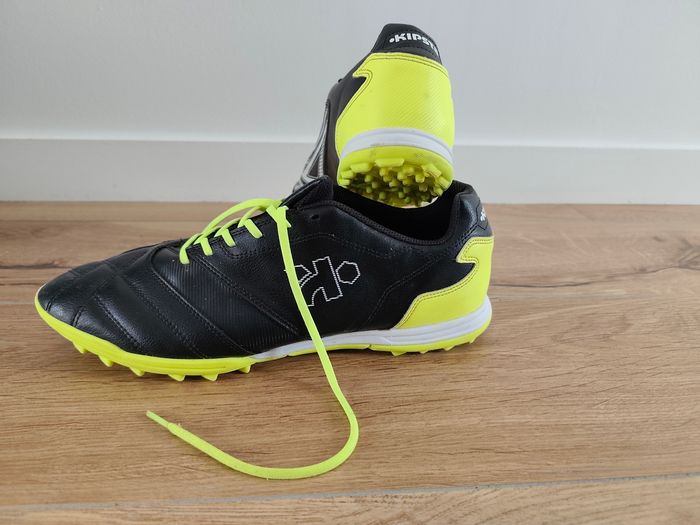 Chaussures soccer kipsta decathlon homme 47 - photo numéro 2