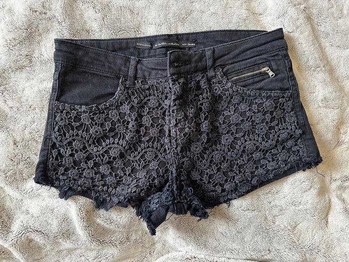 Short Bershka