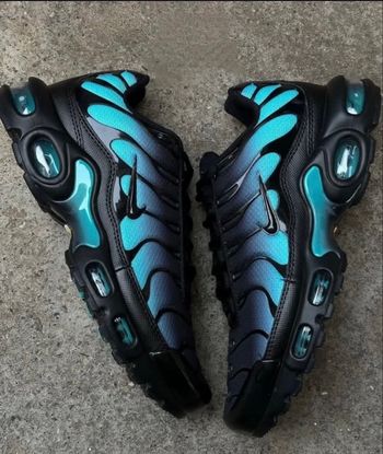 Nike tn noir bleu fluo 42