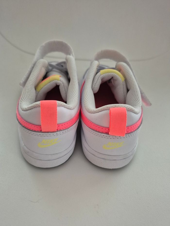 Baskets nike - photo numéro 3