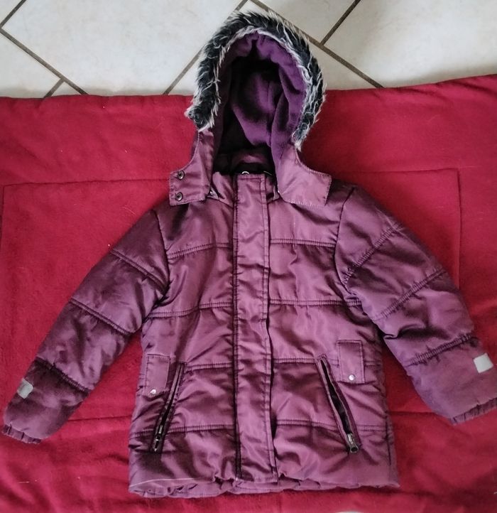 Blouson  à  capuche  amovible  ,violet,  fermeture  et  pressions  ,Lupilu  ,110cm